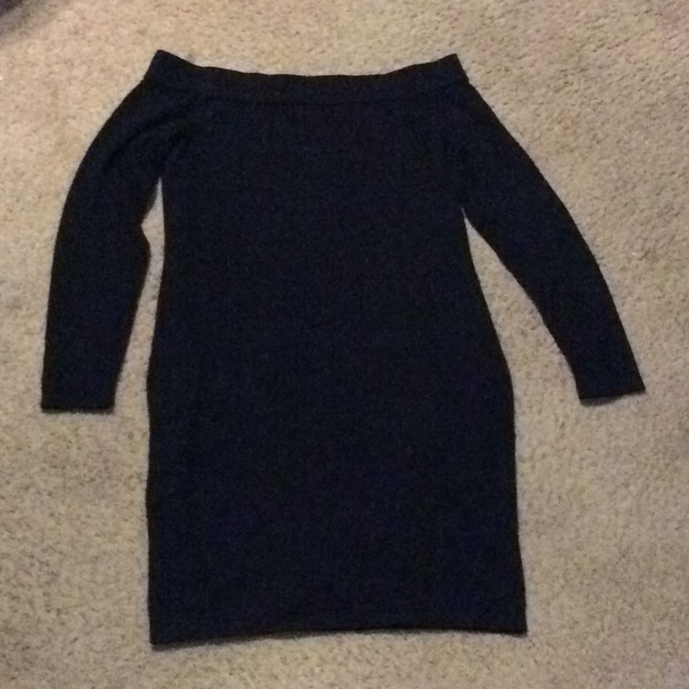 NWT Vince Camuto Off the Shoulder Dress Medium